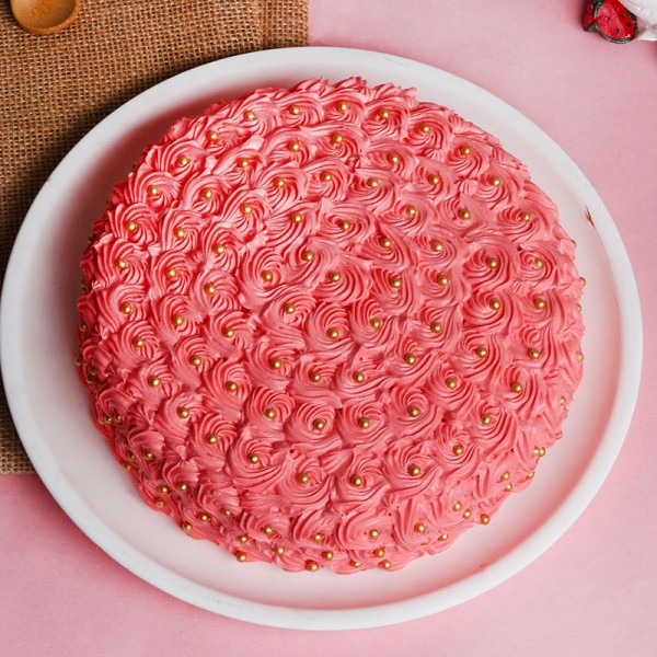 Red Rose Cake